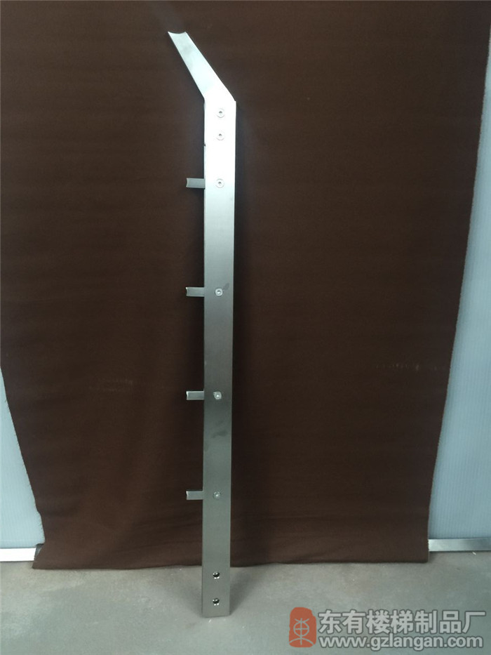 实心单扁不锈钢穿管栏杆立柱DIY-006实拍侧面