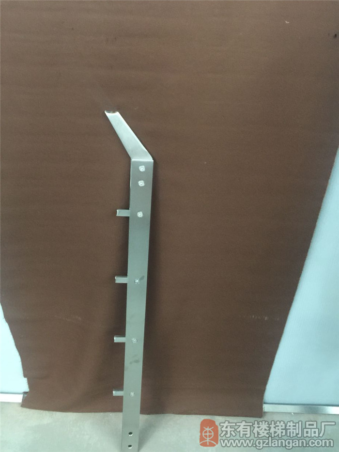 实心单扁不锈钢穿管栏杆立柱DIY-006实拍侧面2