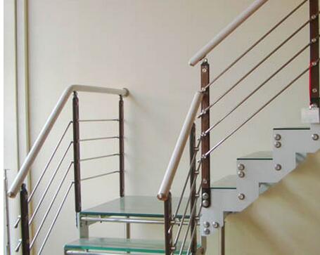 钢加玻璃结构楼梯