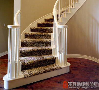 楼梯踏板的防滑