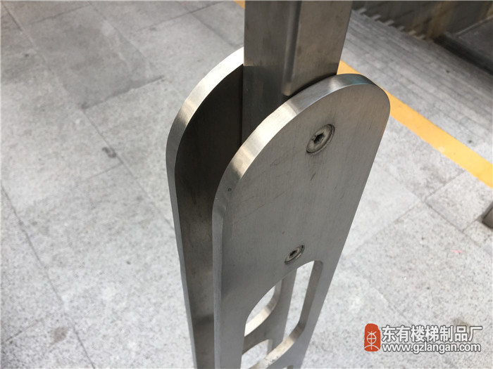 通道不锈钢扶手激光立柱-激光一体成形