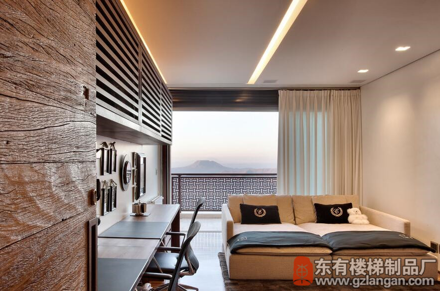 简约风格的阳台栏杆设计5