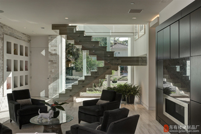 风格各异的室内栏杆5 风格各异的室内栏杆5