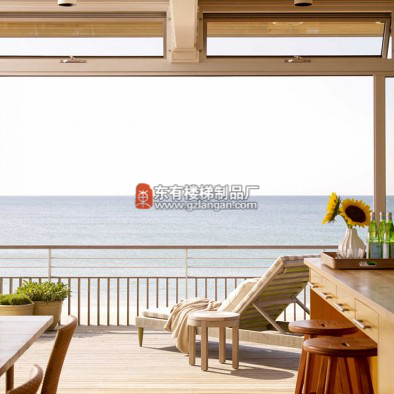 2019年时尚阳台栏杆2