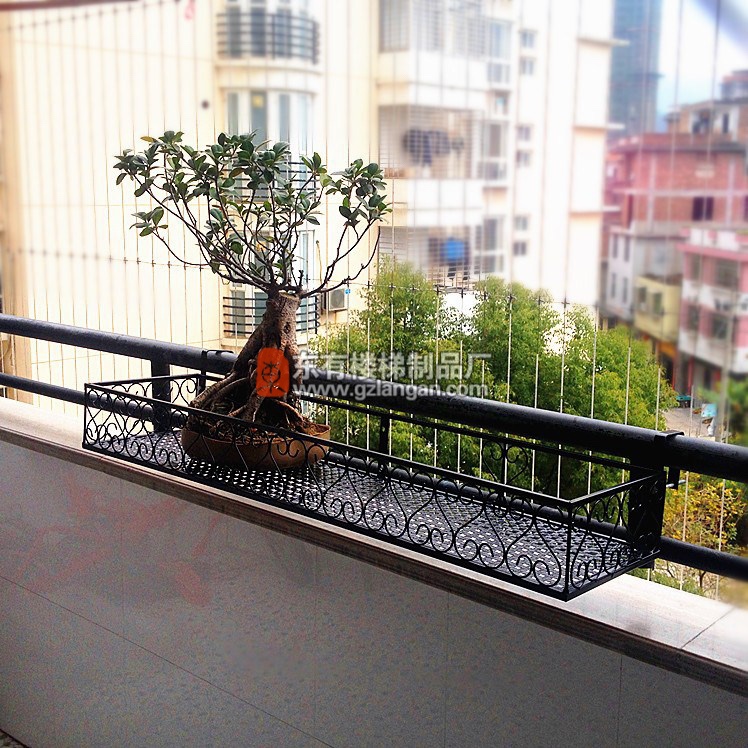 2019年时尚阳台栏杆7