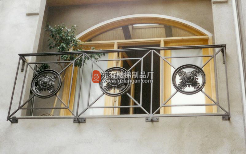 多元素的欧式护栏8