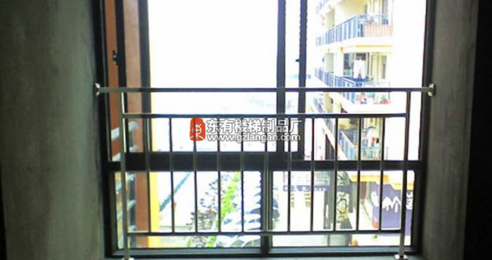 2018年那些经典的阳台护栏1
