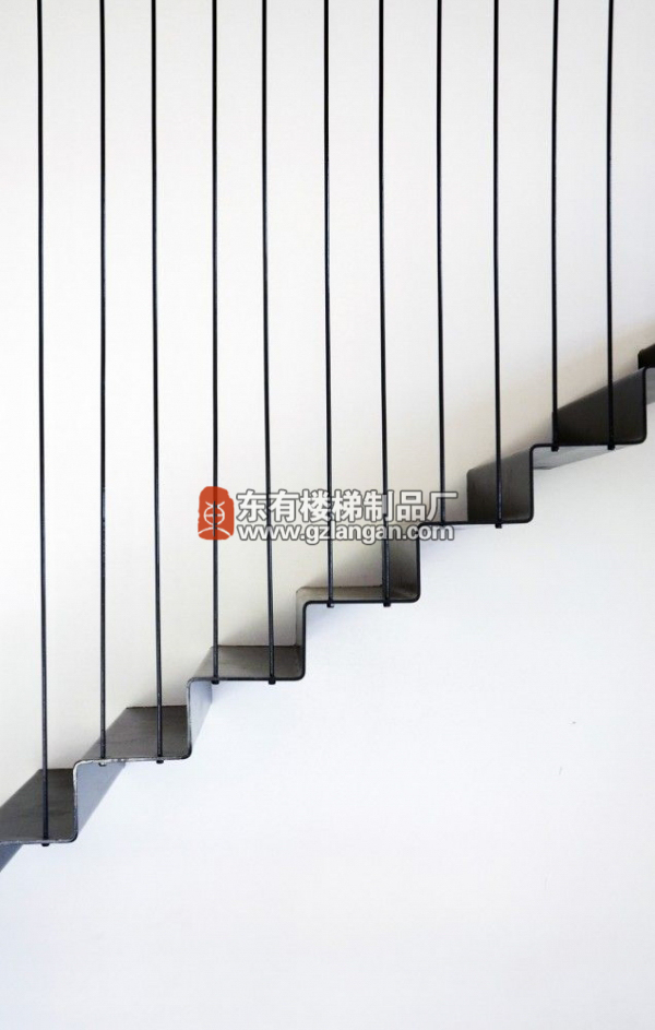 用心设计的楼梯与扶手 细节决定成败（五）5