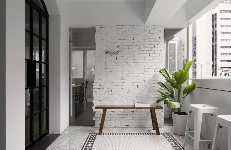 可爱地砖+特殊石材与柜体2