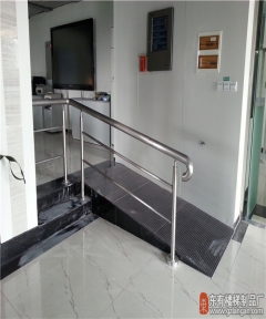 地震局走道不锈钢栏杆安装